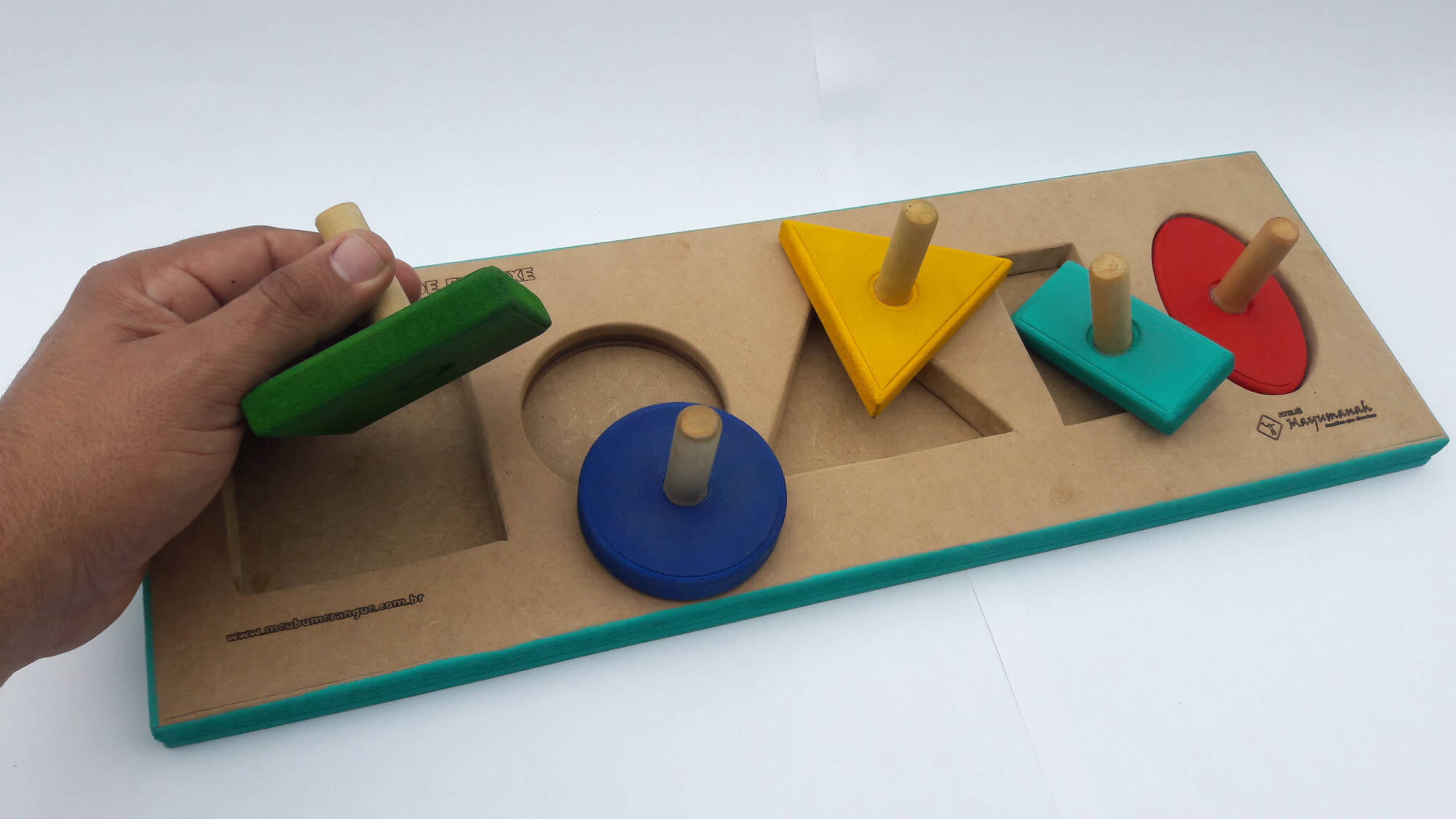 prancha de encaixe de formas